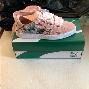 Puma embroidered sneakers brand new